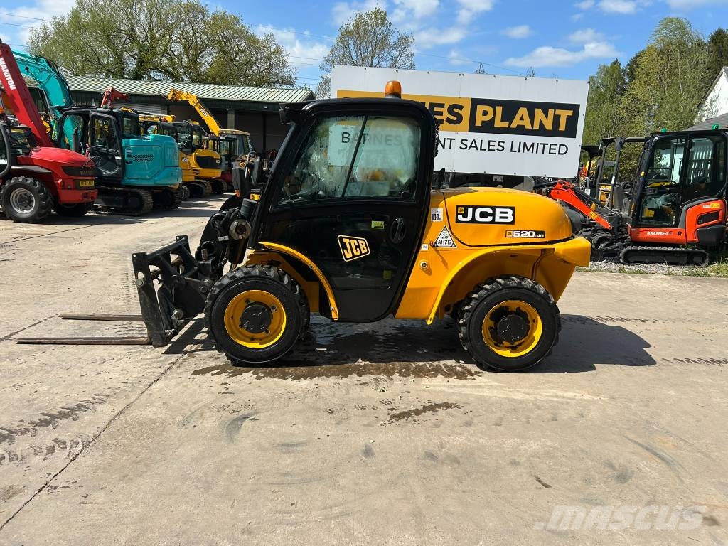 JCB 520-40 مناولات متداخلة
