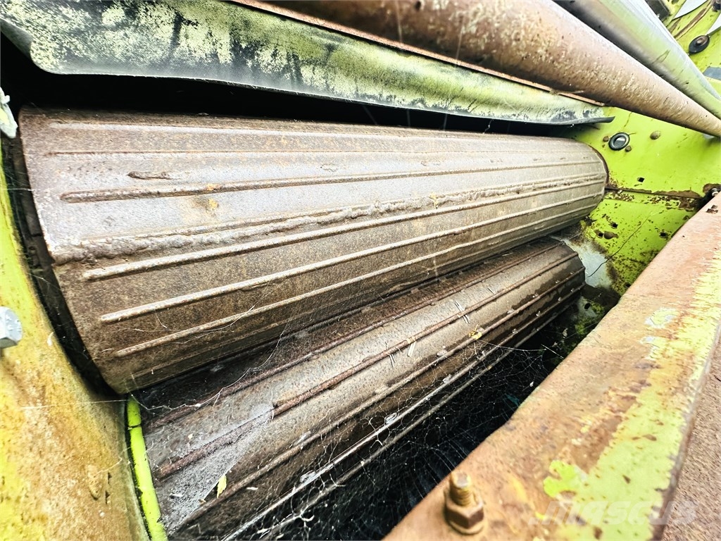 CLAAS Rollant 46 RC Prese/balirke za rolo bale