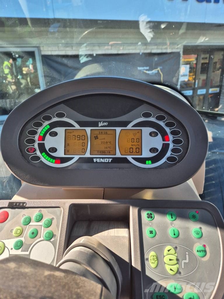 Fendt 824 Vario Profi Plus, GPS, FLP Tractoren