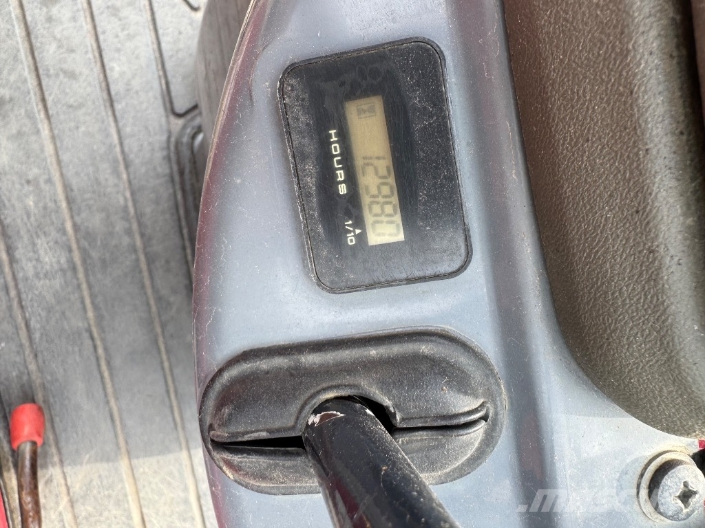 Yanmar SV08 (1F081) حفارات صغيرة أقل من 7 طن (حفارات صغيرة)