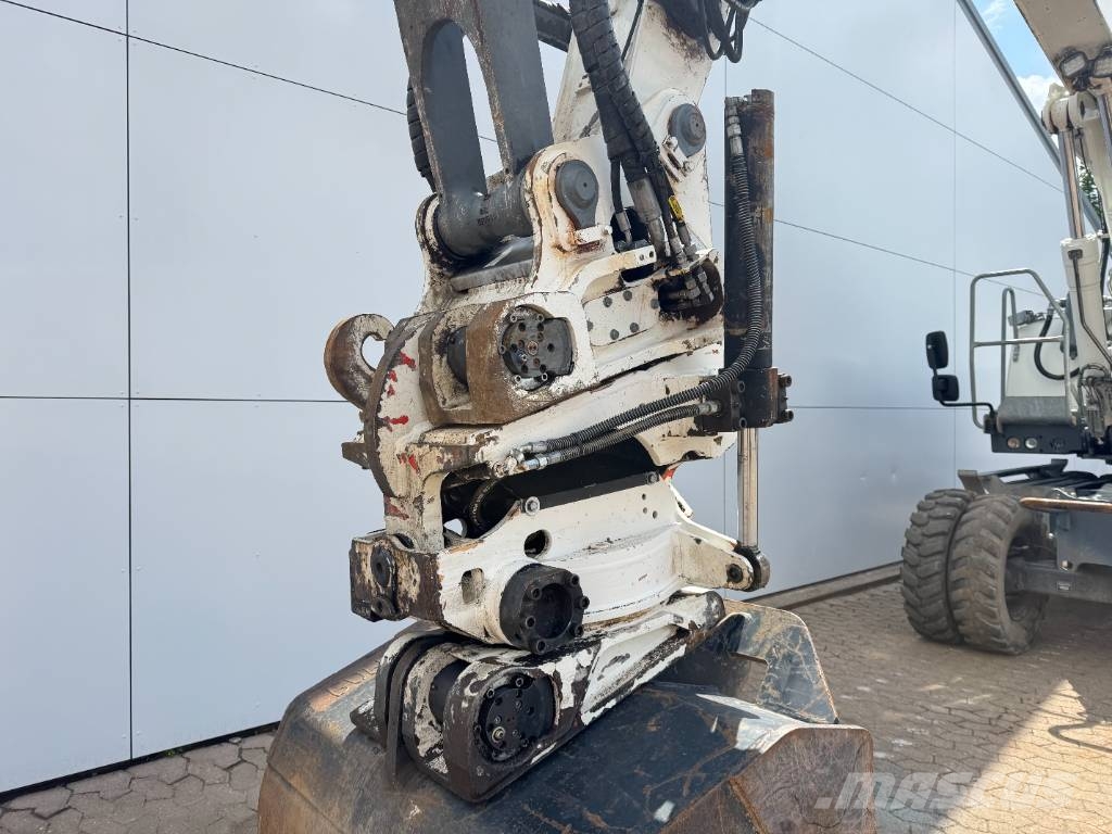 Liebherr A920 - Wimmer ROTO / Triple Boom Excavadoras de ruedas
