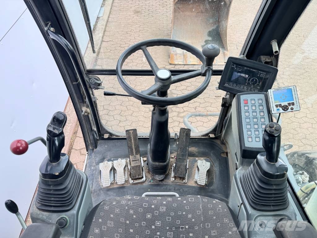 Liebherr A920 - Wimmer ROTO / Triple Boom Excavadoras de ruedas