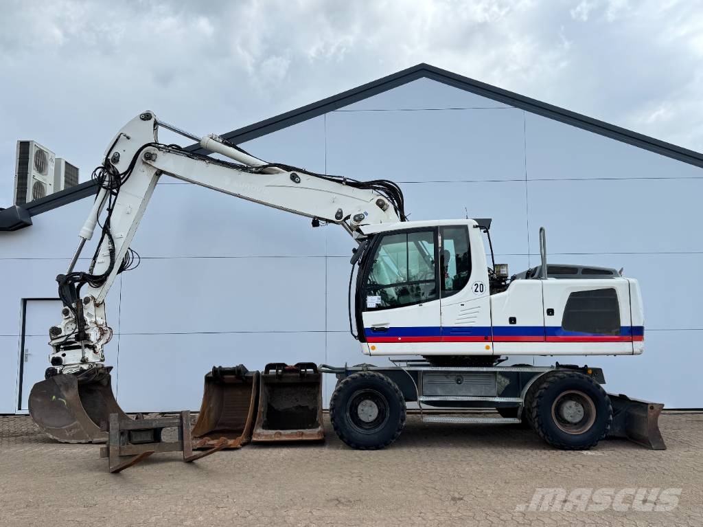 Liebherr A920 - Wimmer ROTO / Triple Boom Excavadoras de ruedas