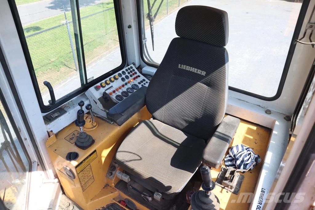 Liebherr PR732 PR732 BM | DUTCH MACHINE | TOP CONDITION ブルドーザー