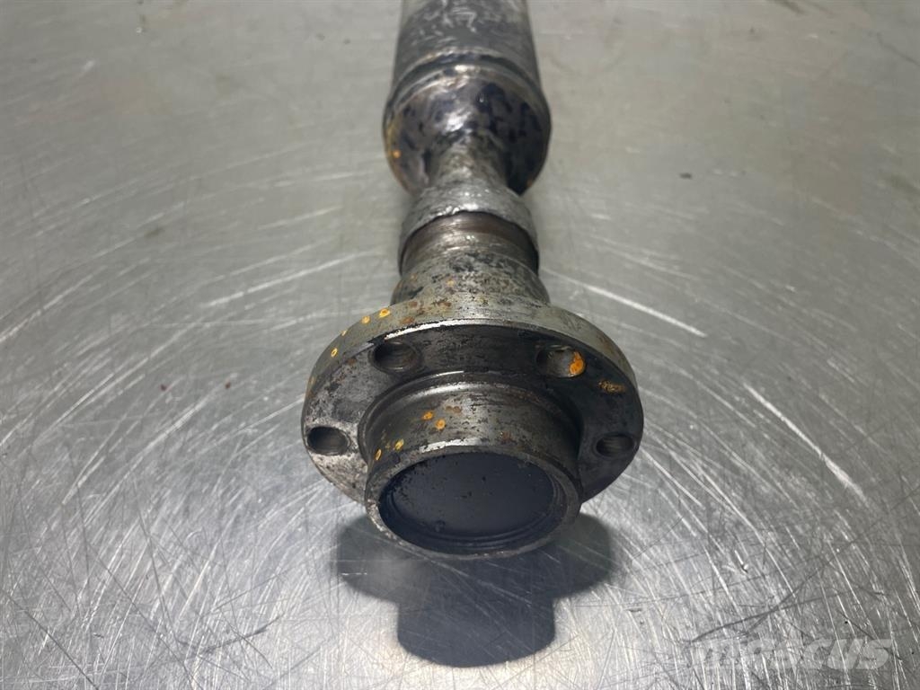 New Holland W110C - Propshaft/Gelenkwelle/Cardanas محور العجلة