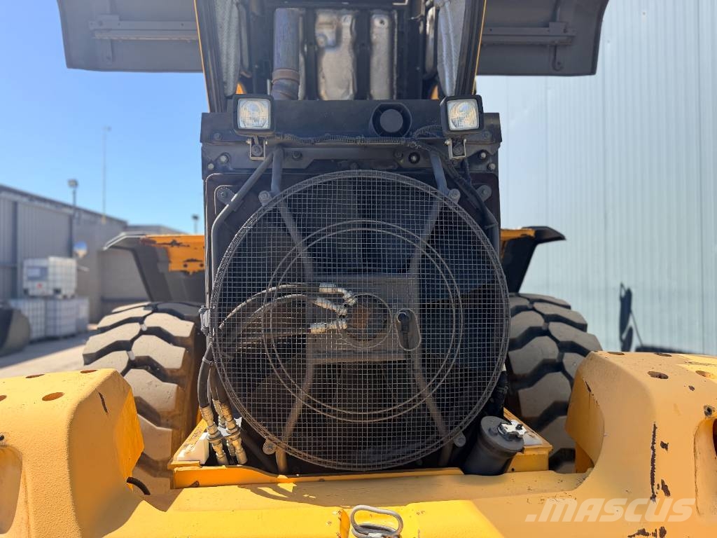 Volvo L90G Pyöräkuormaajat