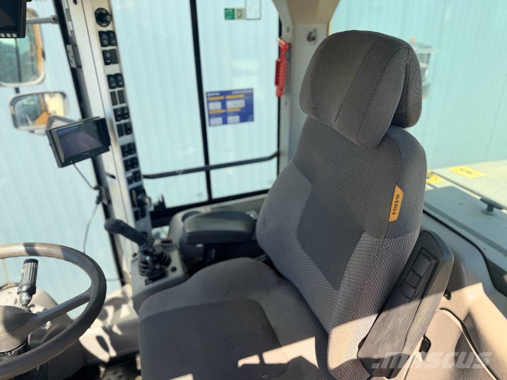 Volvo L90G Pyöräkuormaajat