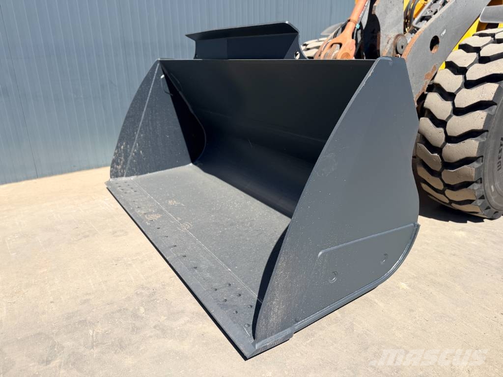 Volvo L90G Pyöräkuormaajat