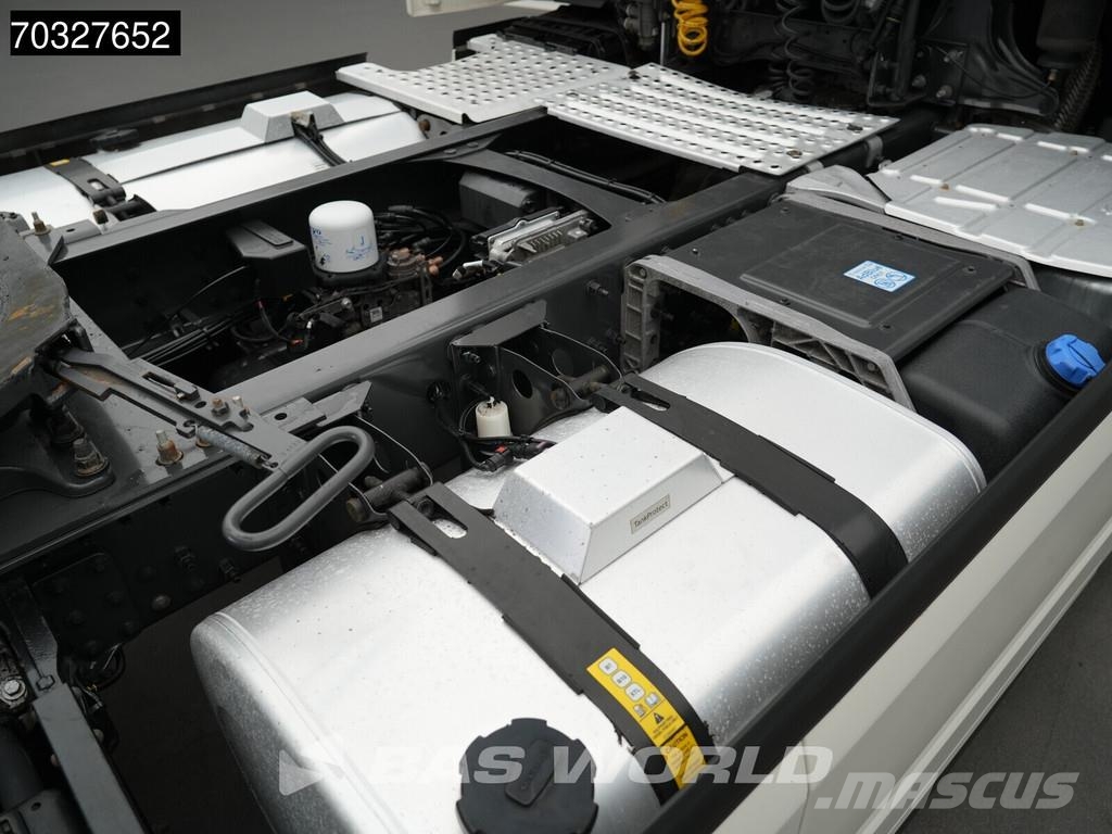 Volvo FH 460 4X2 XL 2xTanks VEB+ I-ParkCool ACC 中古トラクターヘッド | トレーラーヘッド