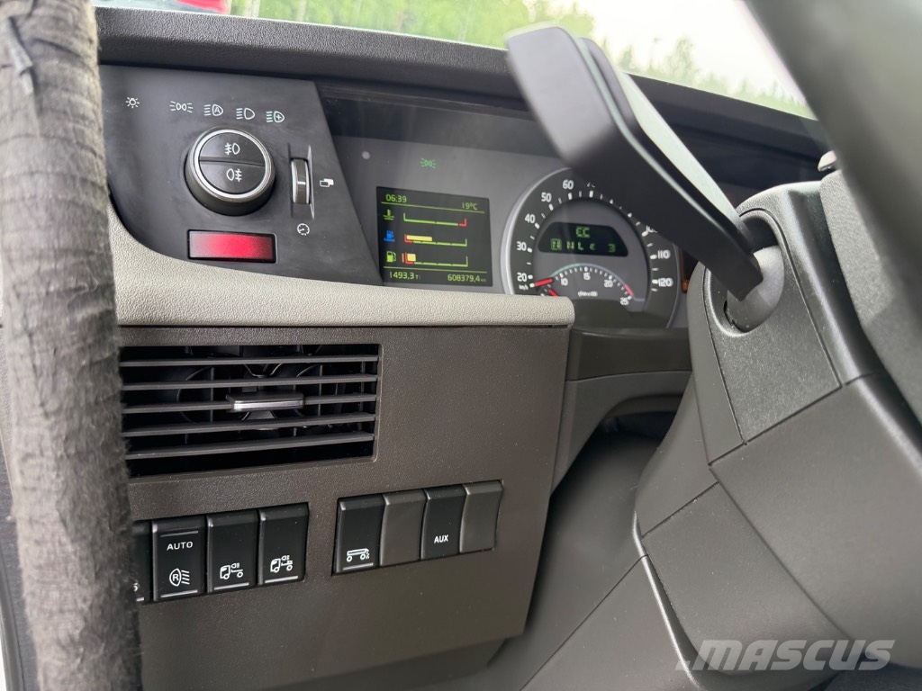 Volvo FH 13 540 Vrachtwagen met containersysteem