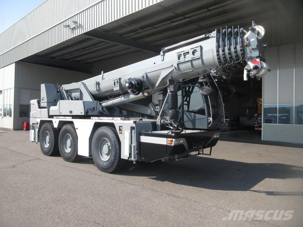 Liebherr LTC 1050-3.1E 2025   Mobile cranes Muut nostokoneet