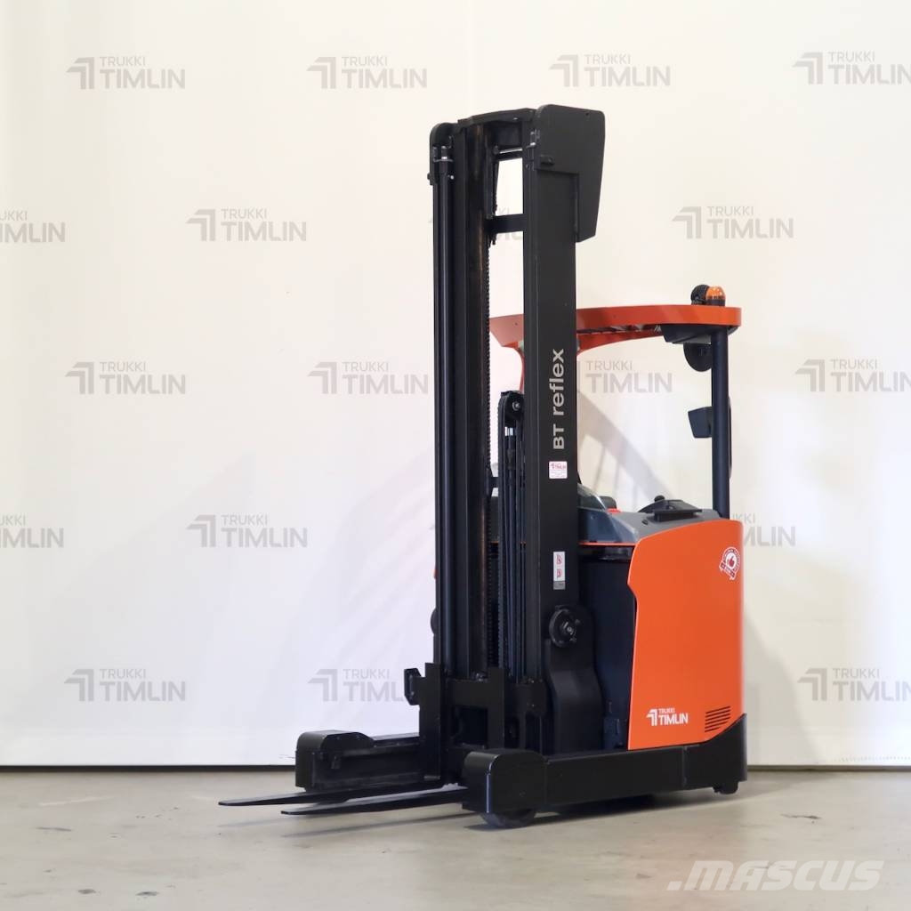 Toyota RRE140H Ανυψωτικά στενών δρόμων