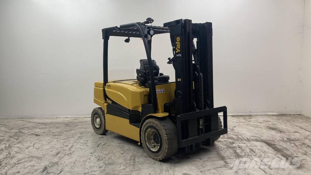 Yale ERP 50 VM バッテリーフォークリフト