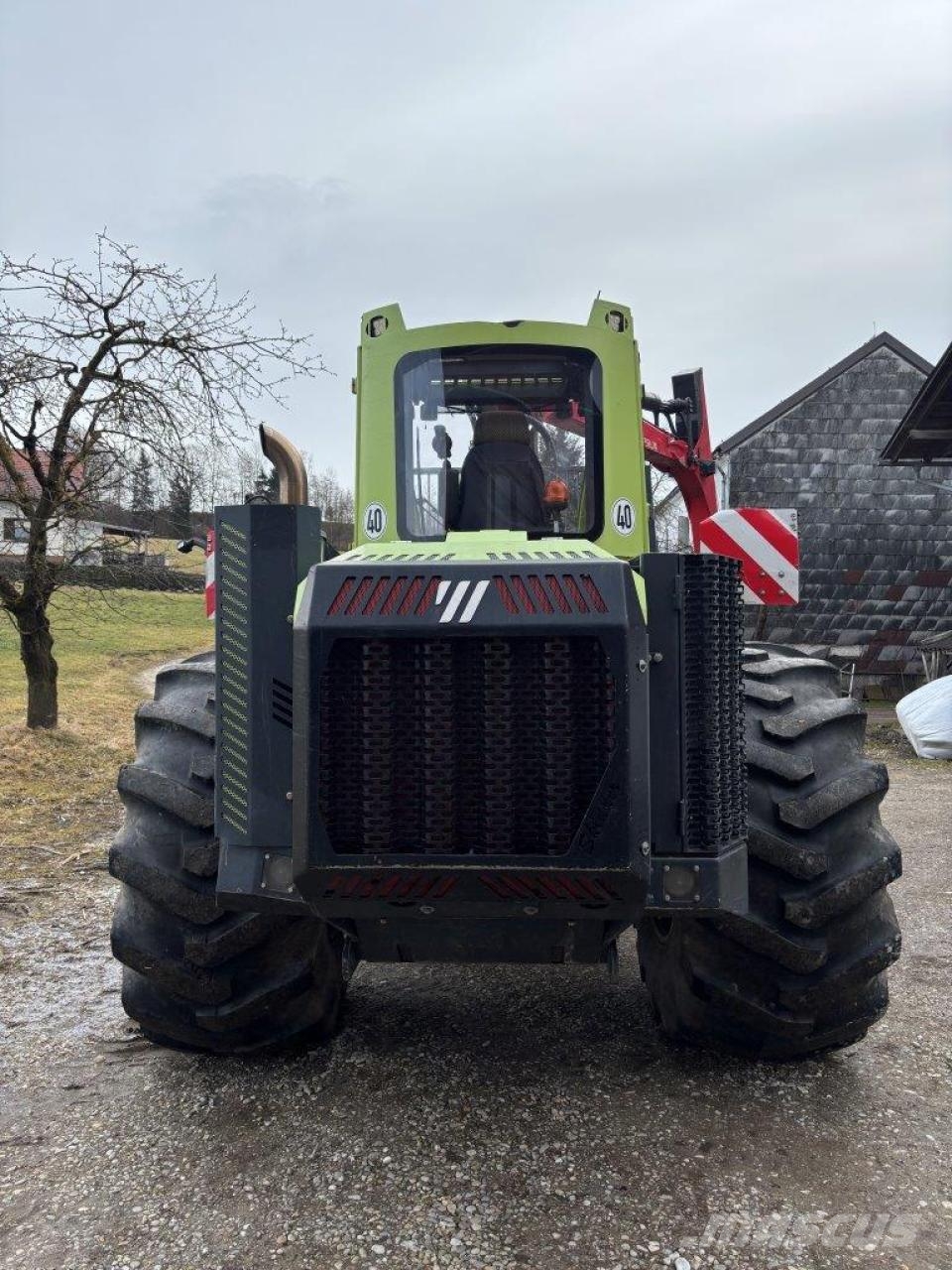 Werner WF-trac 2460 شاحنات