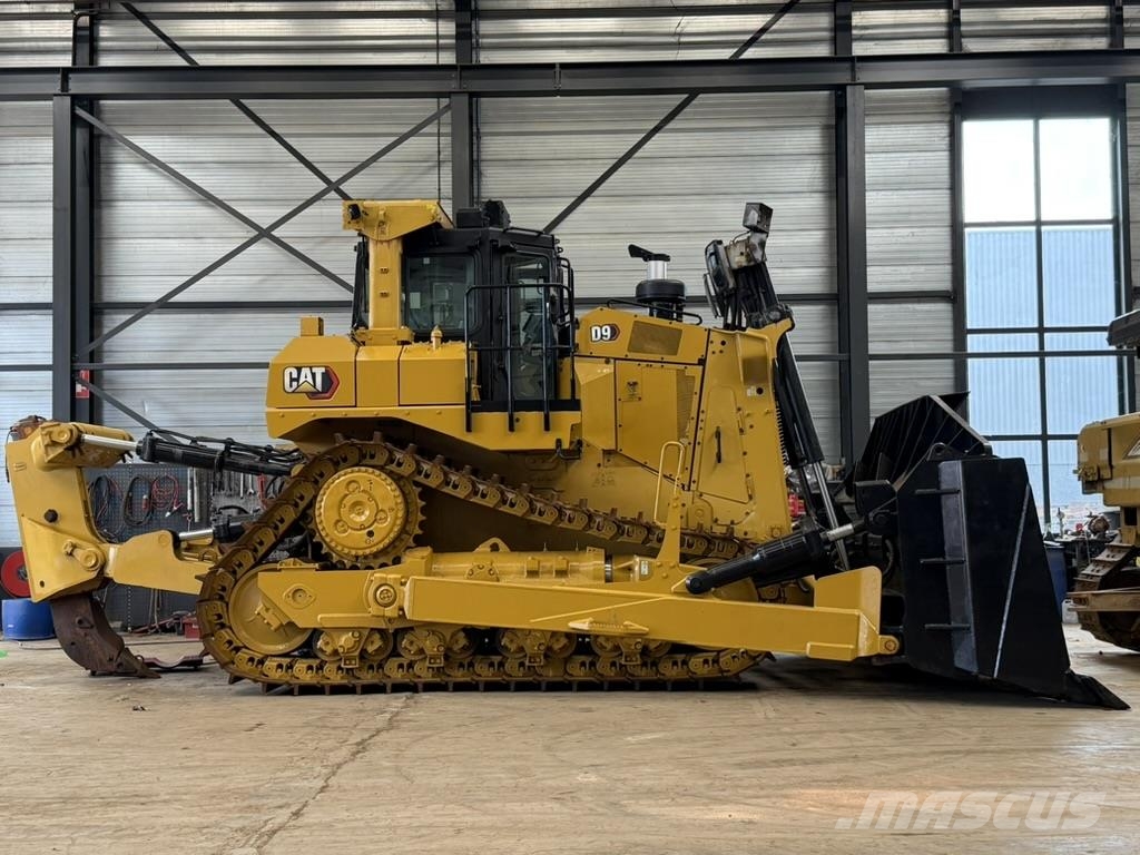 CAT D9 07A - CE / EPA certified Pásové dozéry