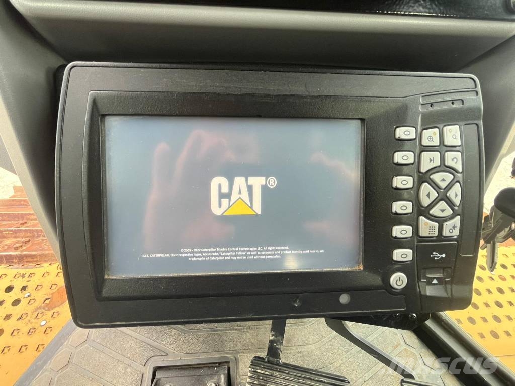 CAT D 6 T LGP Buldooserid