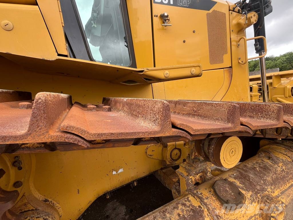 CAT D 6 T LGP Buldooserid