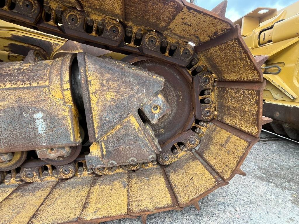 CAT D 6 T LGP Buldooserid