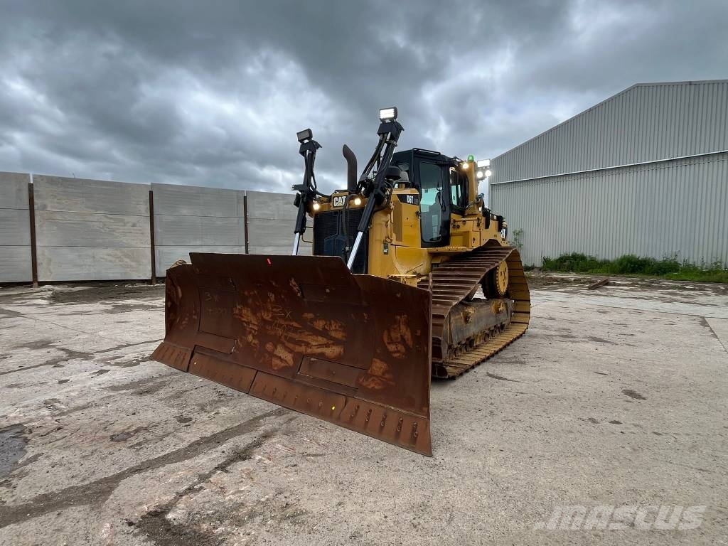 CAT D 6 T LGP Buldooserid