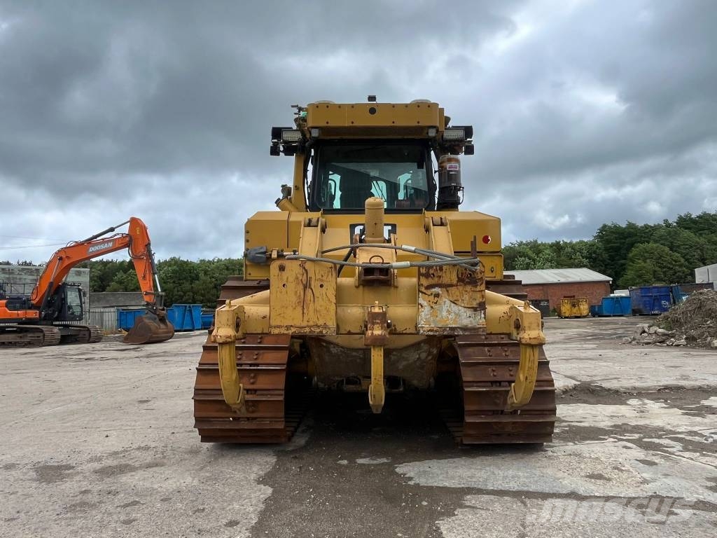 CAT D 6 T LGP Buldooserid