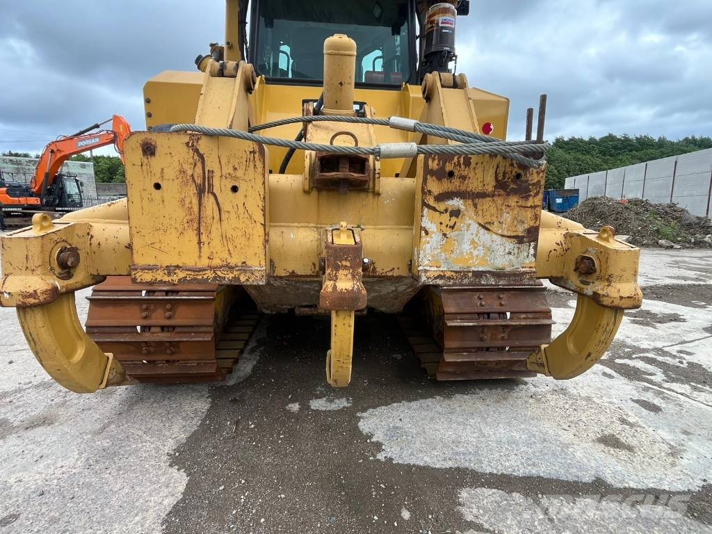 CAT D 6 T LGP Buldooserid