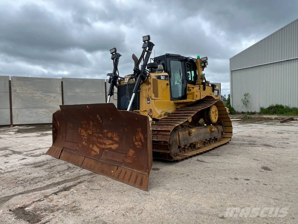 CAT D 6 T LGP Buldooserid