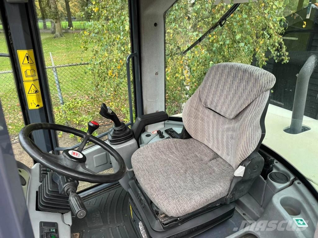 Terex TL80 Shovel loader Iekrāvēji uz riteņiem
