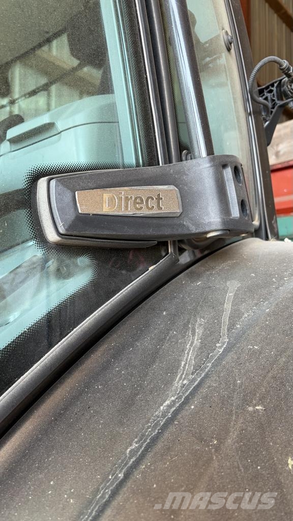 Valtra T235 DIRECT Traktoren