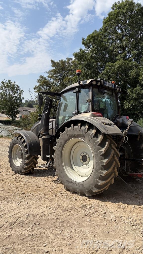 Valtra T235 DIRECT Traktorer
