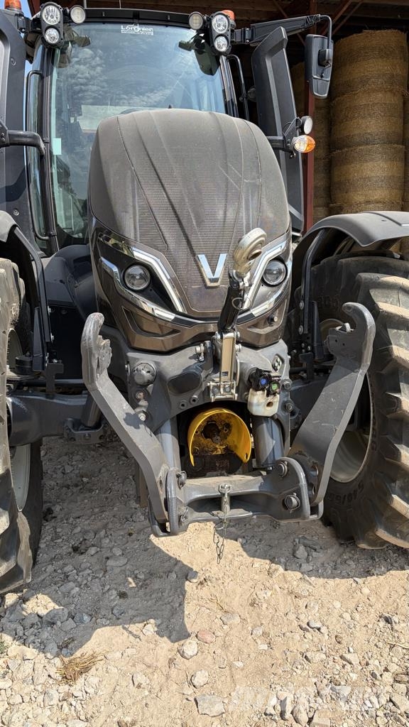 Valtra T235 DIRECT Traktorid
