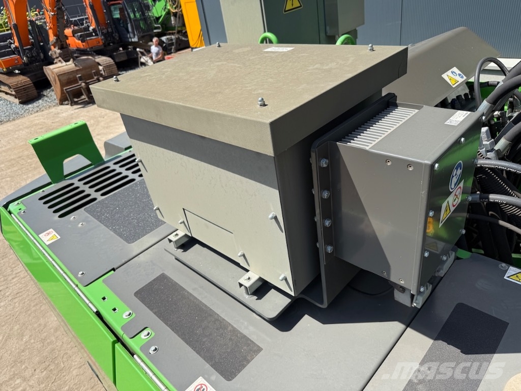 Sennebogen 825M E - 830 - 825E - 825 Electric 廢棄物/工業用操作車