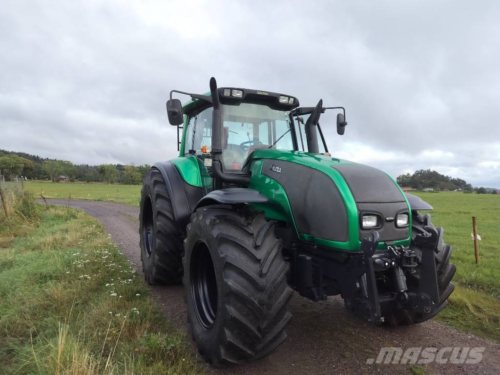 Valtra T 190 Tractoare