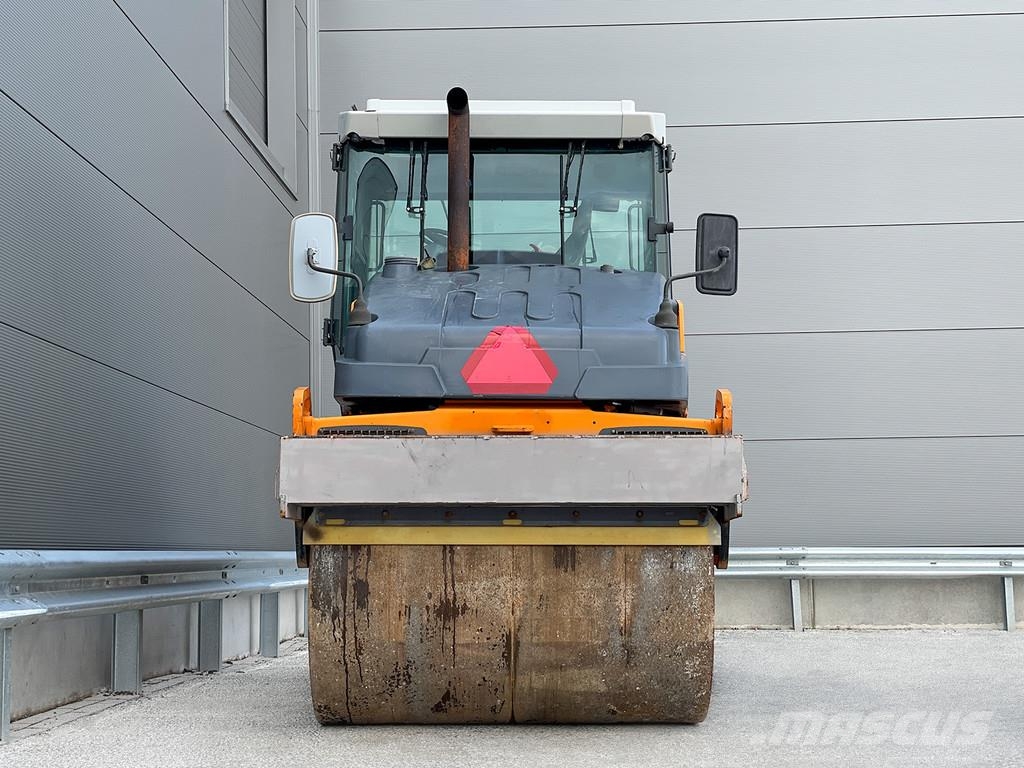 Hamm DV 90 VT Kombinované válce