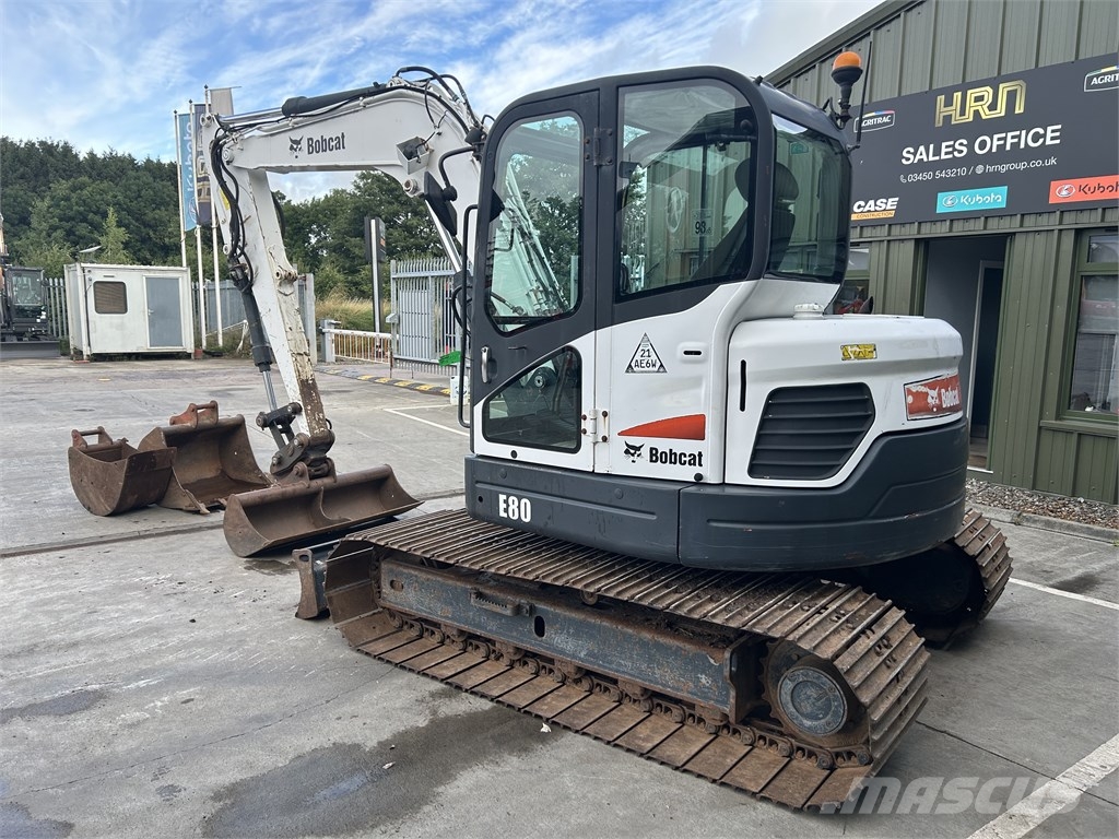 Bobcat E 80 Közepes (midi) kotrók 7 t - 12 t