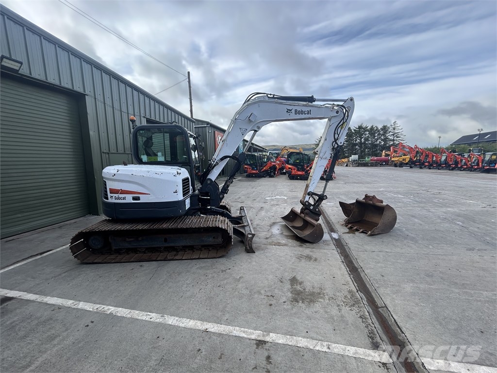 Bobcat E 80 Közepes (midi) kotrók 7 t - 12 t