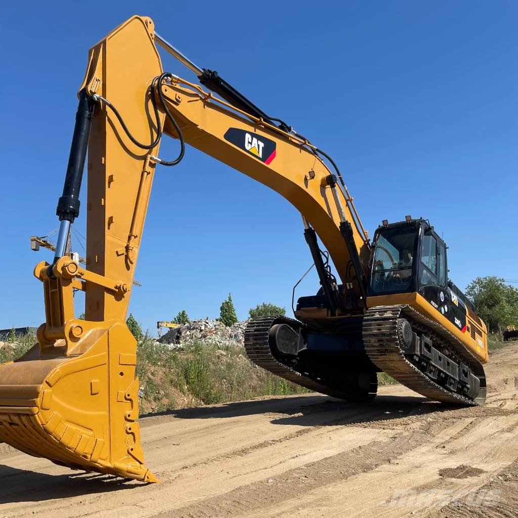 CAT 330 D Raupenbagger
