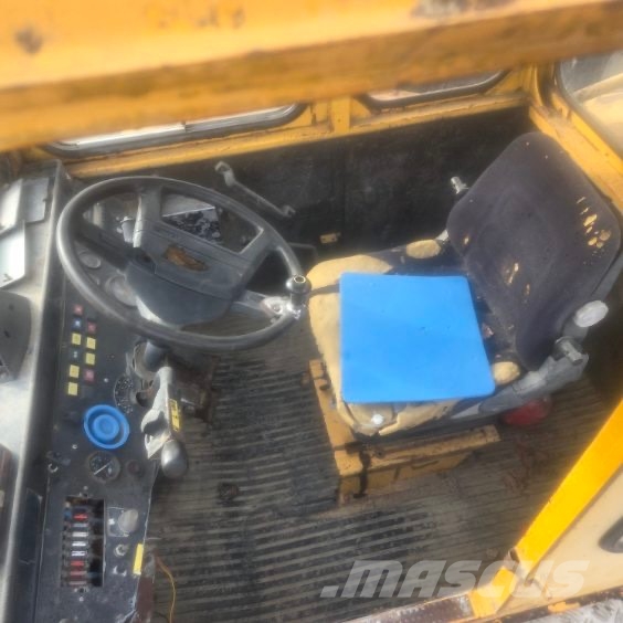 Volvo 861 dumper Liigendraamiga pinnaseveokid