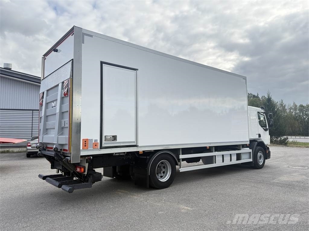 Volvo FE 320 4x2 Camiones con caja de remolque