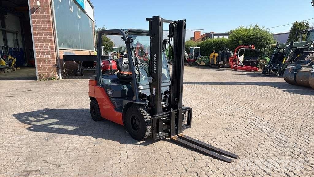 Toyota 8FGF25 Toyota forklift Tonero 25 type 8FGF25 그 외 지게차