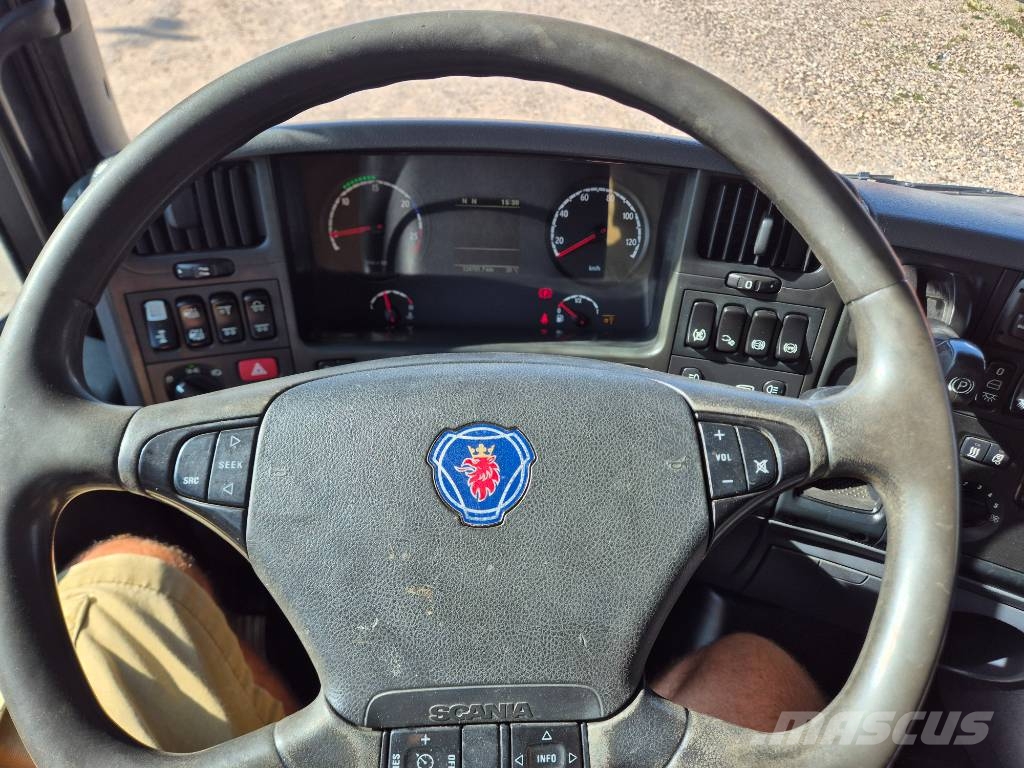 Scania R 440 8x2 //HMF 2620 K-5 Y2016 // Wirehejs Camiones grúa