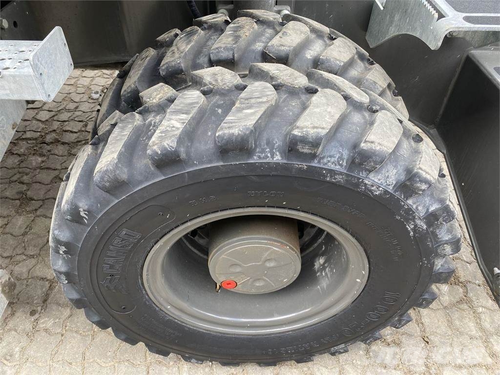 Sennebogen 613E-M All-Terrain-Krane