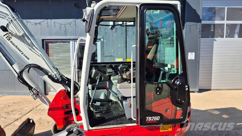Takeuchi TB260 - POWERTILT - 3X BUCKETS - 2020 YEAR ミニ油圧ショベル 7t以下(ミニユンボ・ミニディガー)
