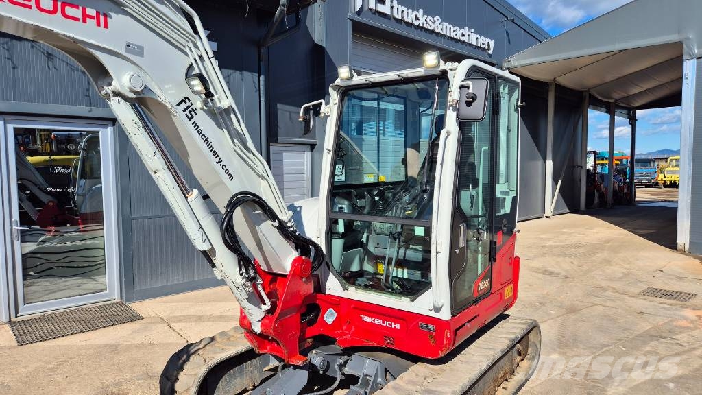 Takeuchi TB260 - POWERTILT - 3X BUCKETS - 2020 YEAR ミニ油圧ショベル 7t以下(ミニユンボ・ミニディガー)