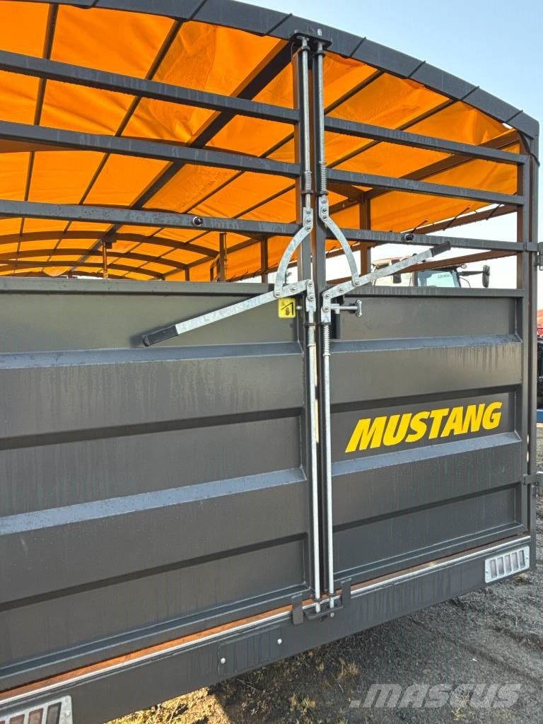 Mustang MA 770 مقطورات أخرى