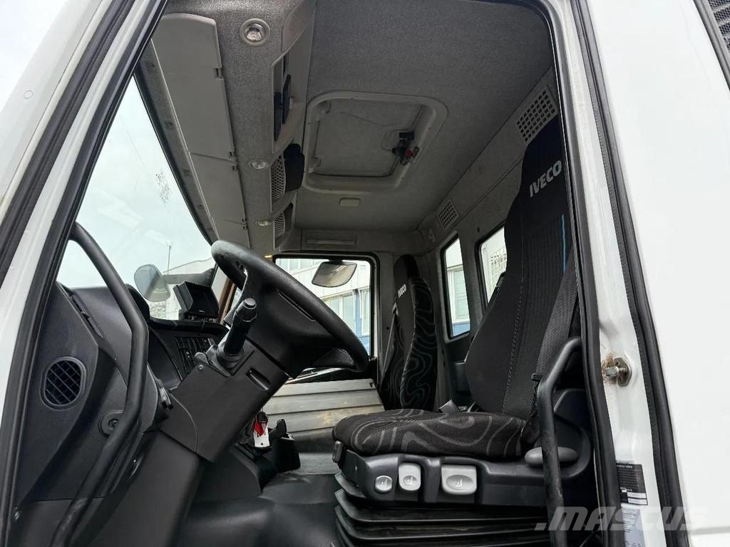 Iveco Trakker 360 6X4 EURO 6 - PALFINGER PK20001 K + REM 平ボディー