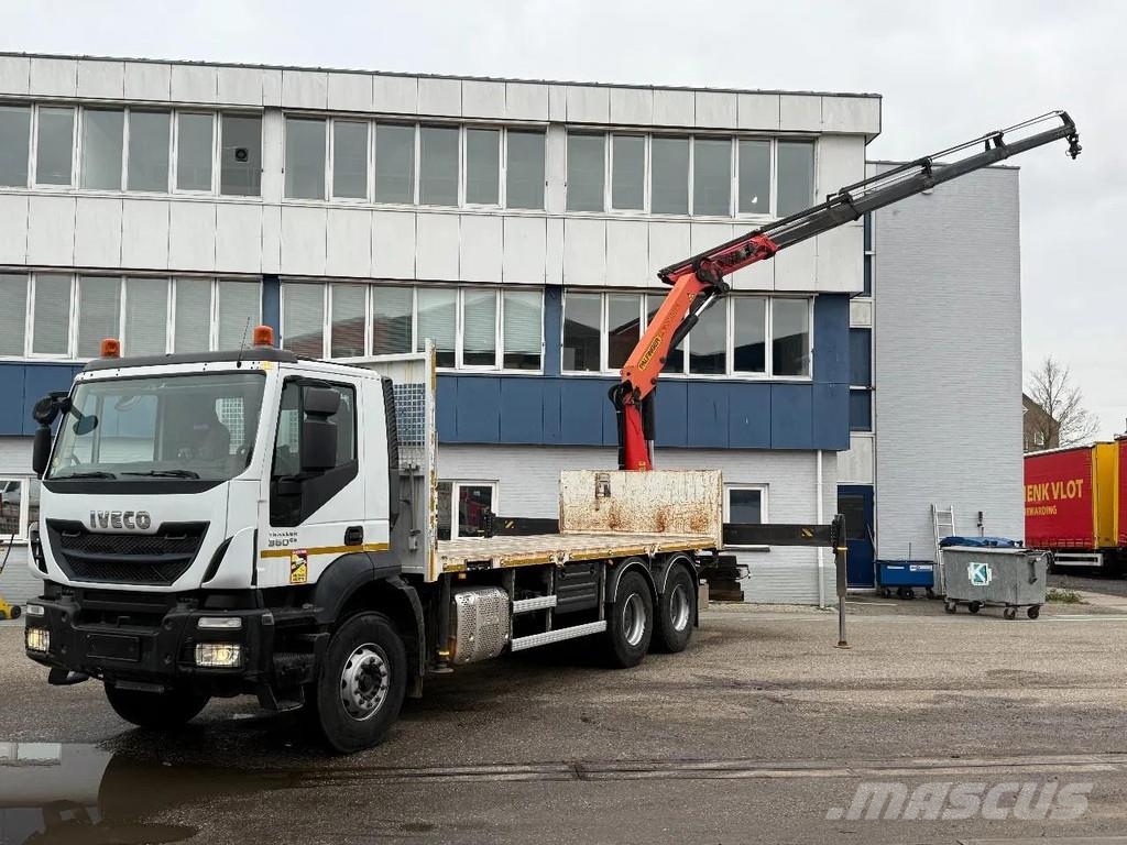 Iveco Trakker 360 6X4 EURO 6 - PALFINGER PK20001 K + REM 平ボディー