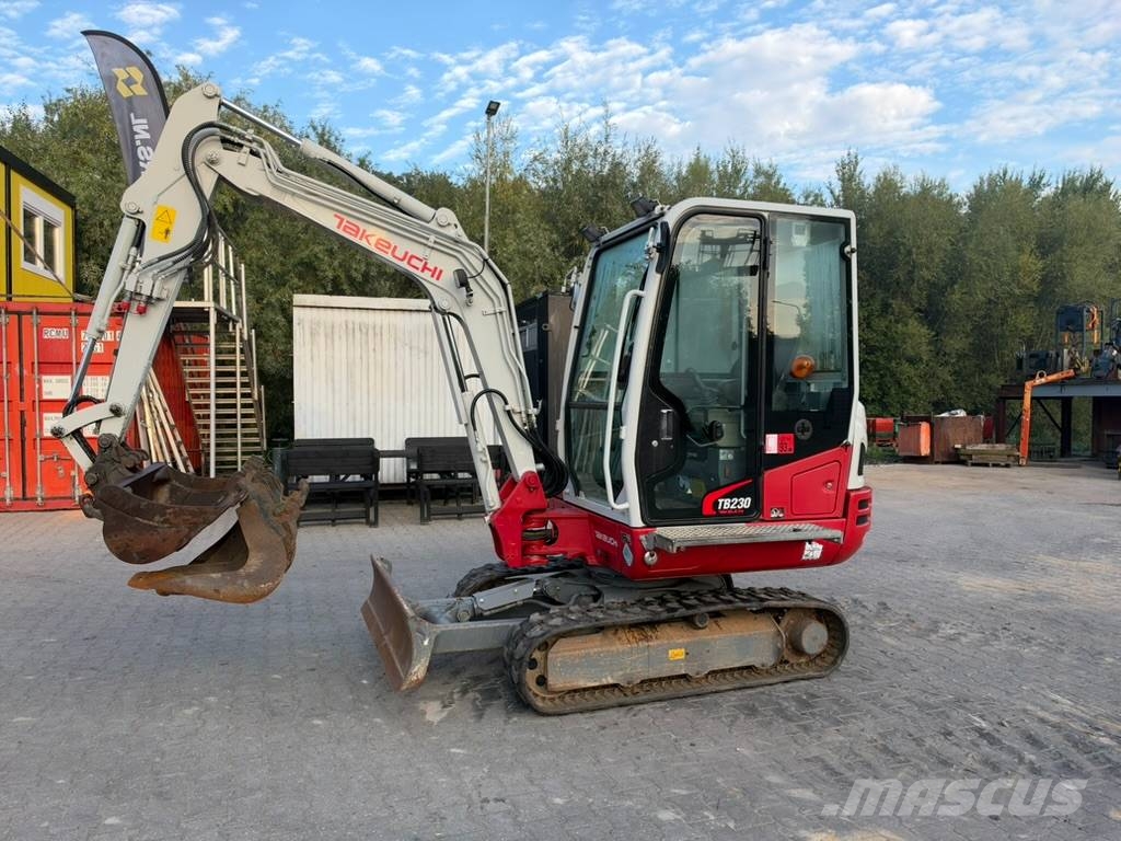 Takeuchi TB 230 3x bucket LED Minibagger < 7t