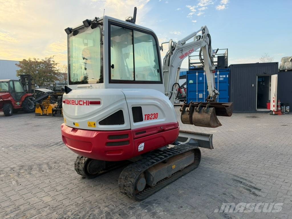 Takeuchi TB 230 3x bucket LED Minibagger < 7t
