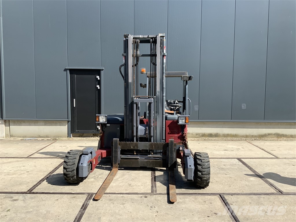 Moffett-kooi M4 25.4 Carrelli elevatori diesel
