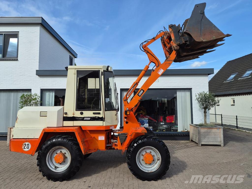 Schaeff Skl835 loader shovel bak en lepels terex Miniladers